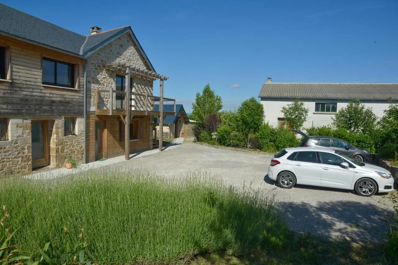 Les Caselles, Gite Et Maison D'Hotes Saint-Beauzely Gasthof