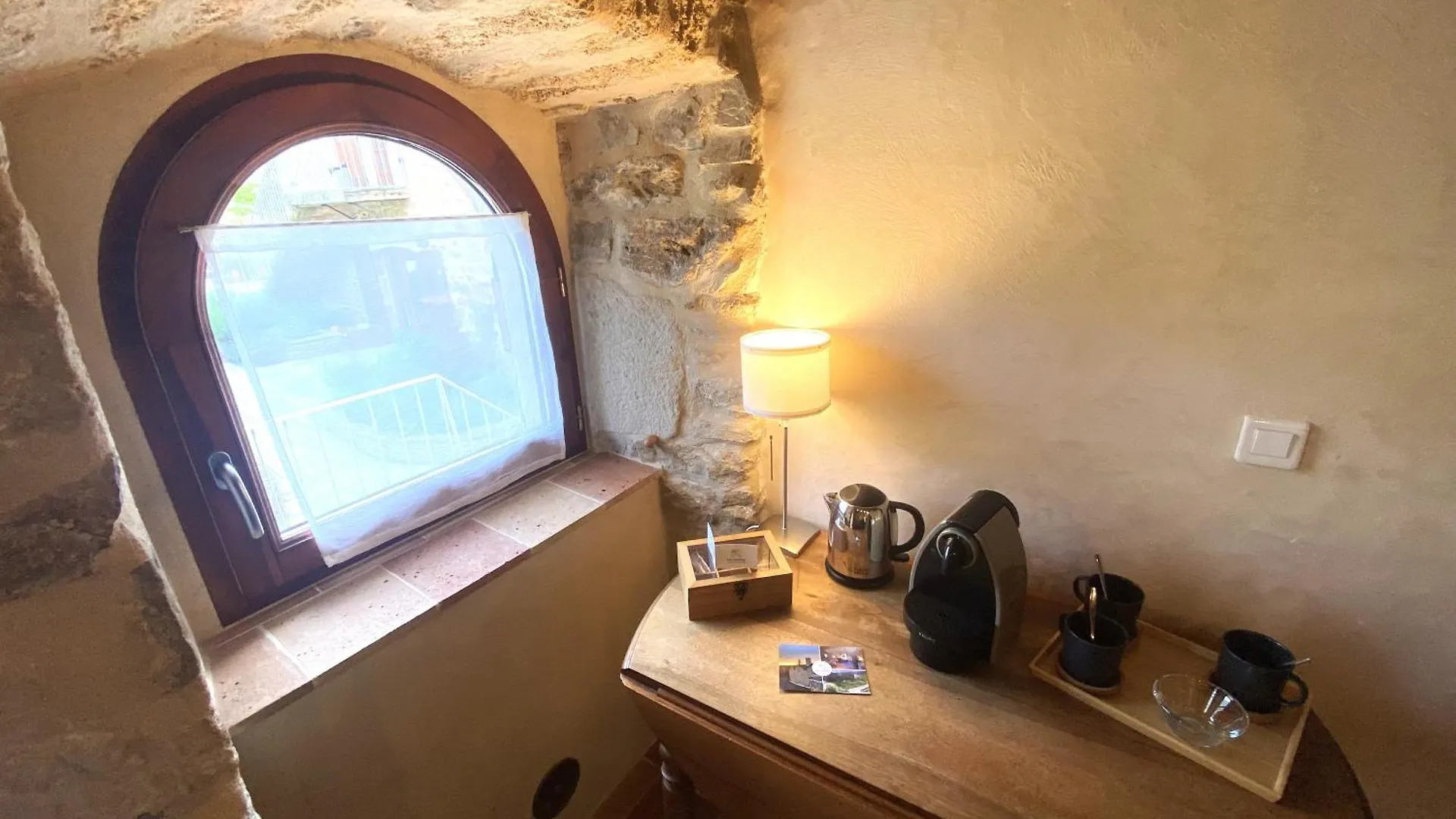 Guest house Les Caselles, Gite Et Chambre D'Hotes Saint-Beauzely