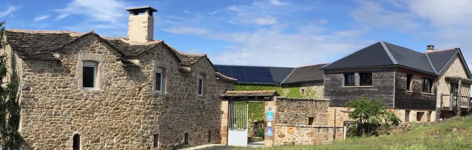 Les Caselles, Gite Et Chambre D'Hotes Saint-Beauzely 4*,  France