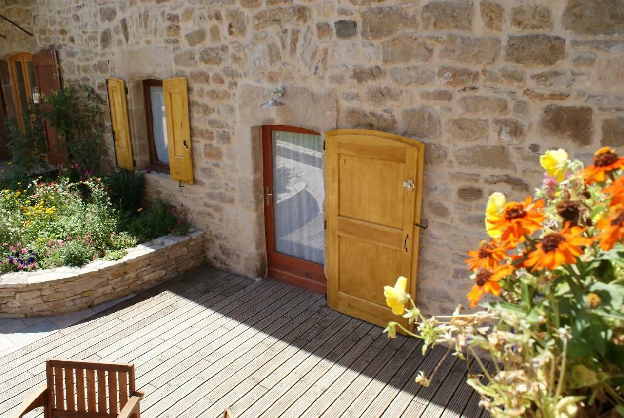 Les Caselles, Gite Et Maison D'Hotes Saint-Beauzely Gasthof
