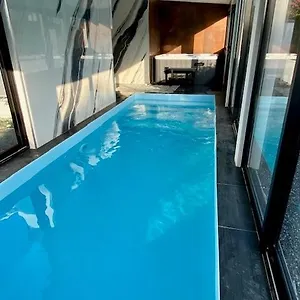 Piscine Et Jacuzzi Loft Ravissant Dans Maison Basque Apartamento Anglet