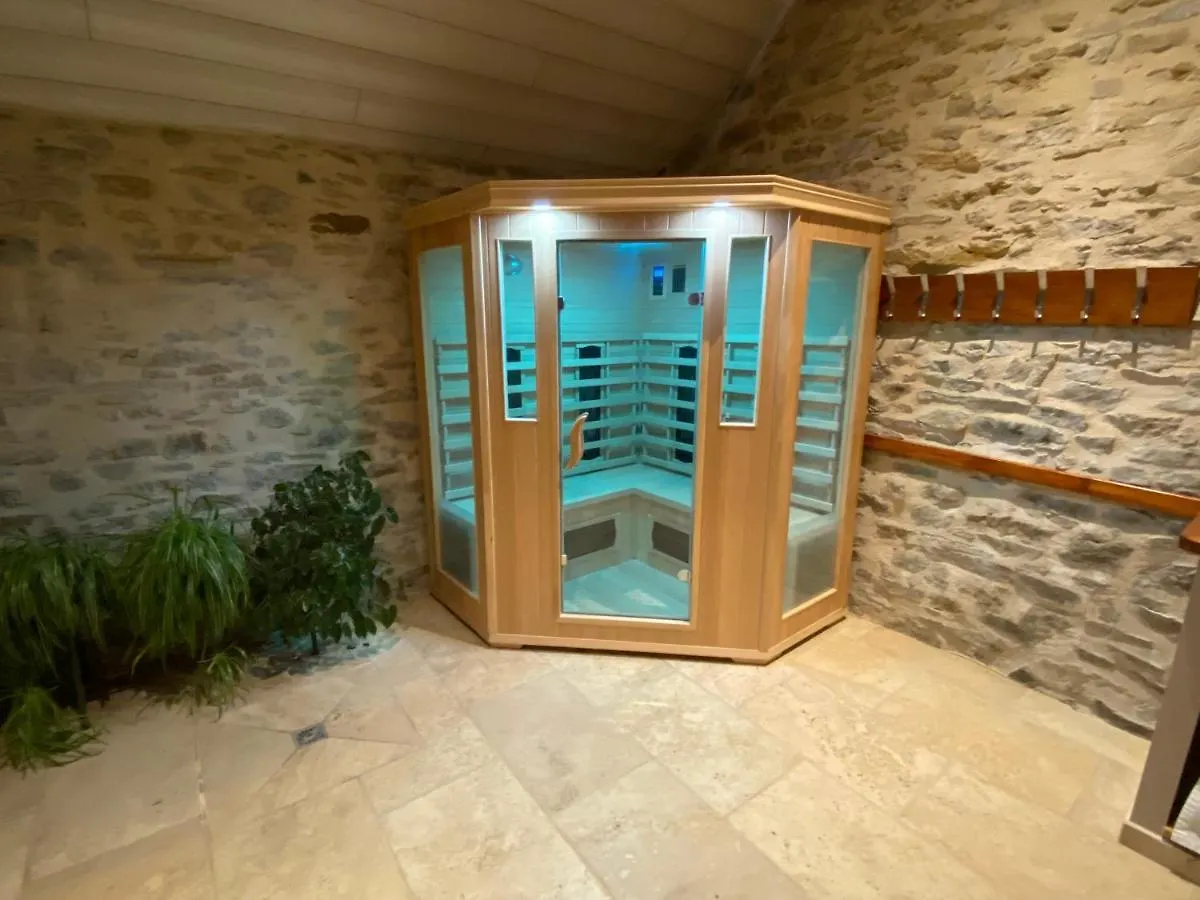 **** Konukevi Les Caselles, Gite Et Chambre D'Hotes Saint-Beauzely Fransa