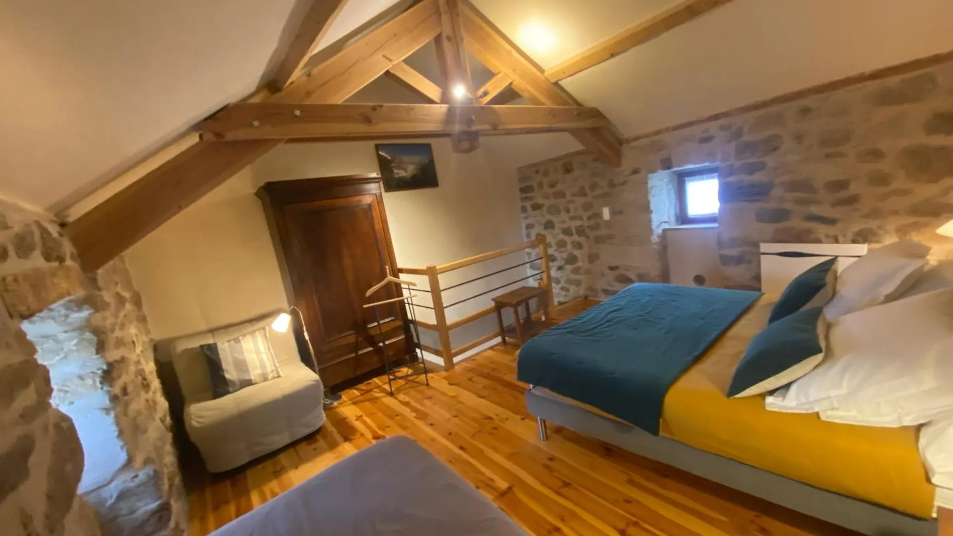 Les Caselles, Gite Et Chambre D'Hotes Saint-Beauzely 4*,  Fransa