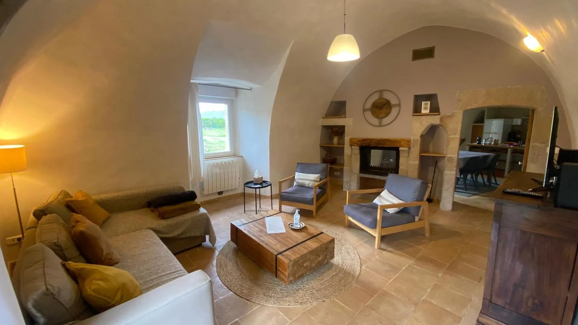 Les Caselles, Gite Et Chambre D'Hotes Saint-Beauzely