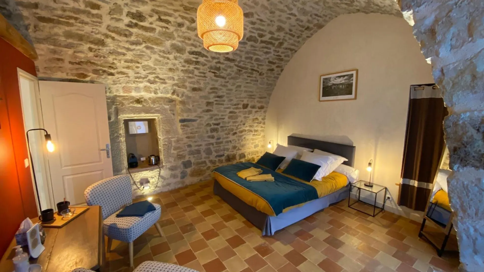 Les Caselles, Gite Et Chambre D'Hotes Saint-Beauzely 4*,  France
